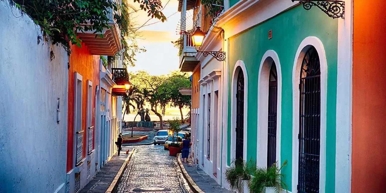 Black & White Comfort House San Juan 0*,  Porto Rico
